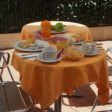 Hotel Osimar